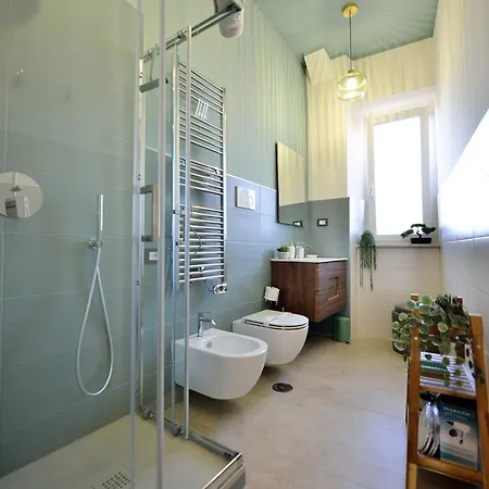 Elegant 2-bedroom Near Metro B1 Easy Access To The Colosseum Apartmán