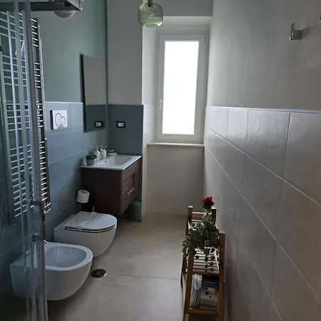 Elegant 2-bedroom Near Metro B1 Easy Access To The Colosseum Apartmán *
