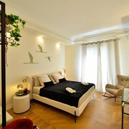 Elegant 2-bedroom Near Metro B1 Easy Access To The Colosseum