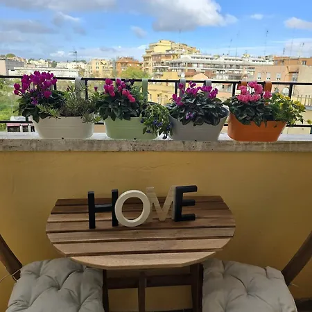 Apartmán Elegant 2-bedroom Near Metro B1 Easy Access To The Colosseum