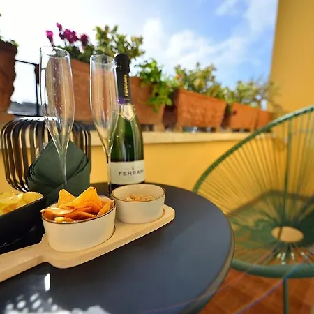 Elegant 2-bedroom Near Metro B1 Easy Access To The Colosseum * Řím