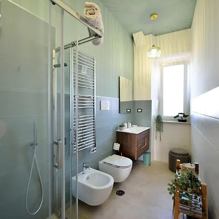Elegant 2-bedroom Near Metro B1 Easy Access To The Colosseum Apartmán