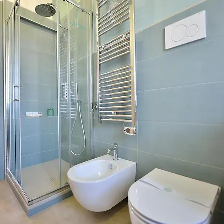 Elegant 2-bedroom Near Metro B1 Easy Access To The Colosseum * Řím